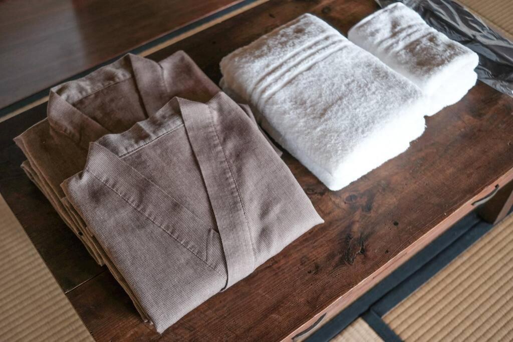 ひねもす101:宇野駅から車で5分 直島へ 最大8名様 古民家 Apartment Tamano Luaran gambar