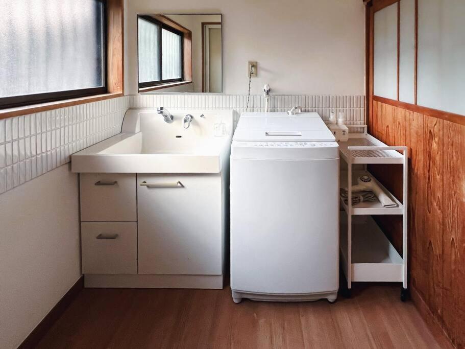 ひねもす101:宇野駅から車で5分 直島へ 最大8名様 古民家 Apartment Tamano Luaran gambar
