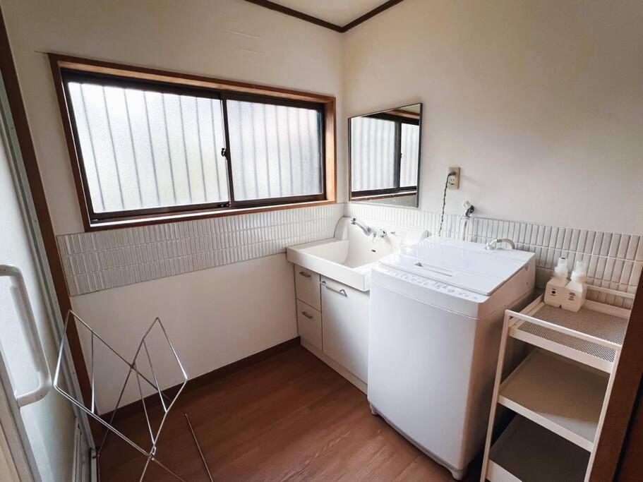 ひねもす101:宇野駅から車で5分 直島へ 最大8名様 古民家 Apartment Tamano Luaran gambar